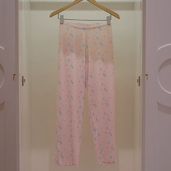 NWT Ms. Djerf 🌸PANTS🌸 - Picture 2 of 8
